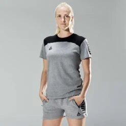 SELECT Oxford T-Shirt - Women -Select 8546551 630034 grey black T Shirt Oxford Women action 2