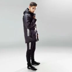 SELECT Spain Coach Jacket 12 SELECT Spain Coach Jacket -Select 8551434 610078 black Coach Jacket Spain action 2