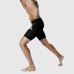 SELECT Baselayer Tights - Short -Select 8575316 660007 black Thights shorts Baselayer model